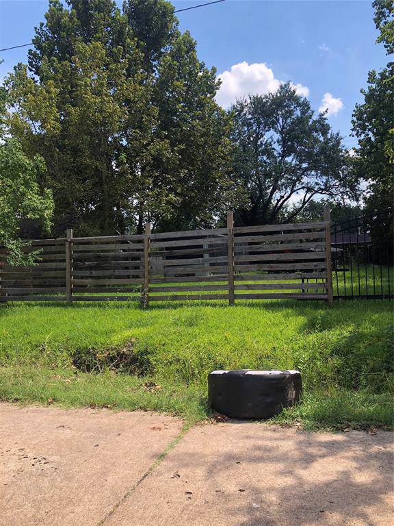230 Norview Drive - Photo 1