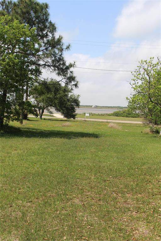 830 Bayview Drive - Photo 1