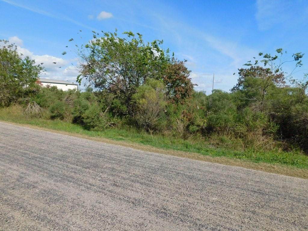 6127 Blue Water Boulevard - Photo 1