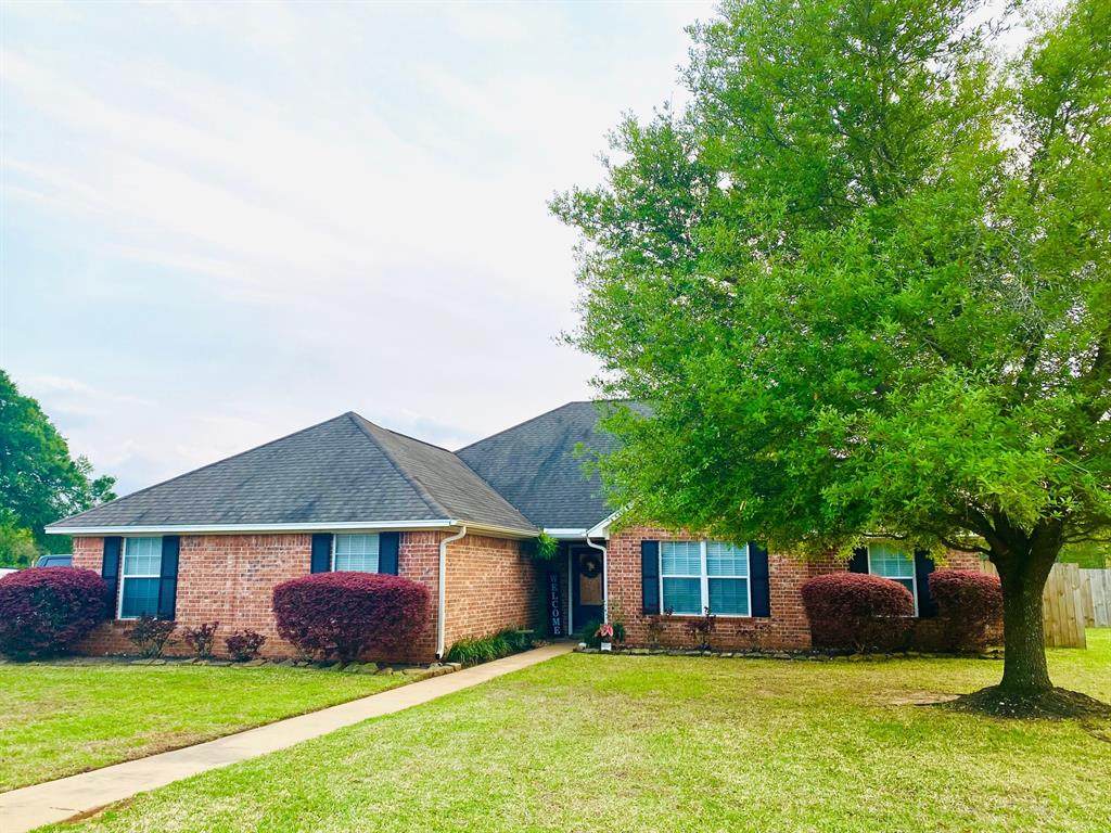 511 Mitchell - Photo 1