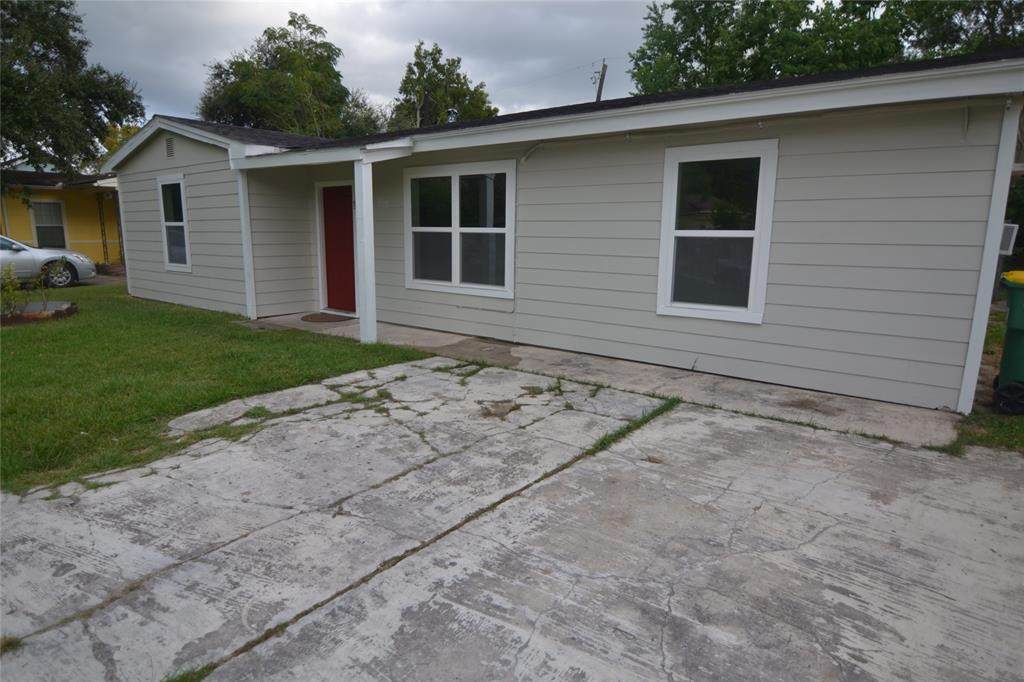 209 Francis Street - Photo 1