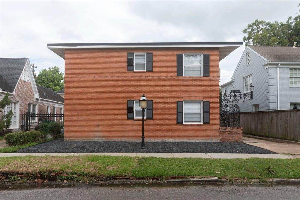 2034 Branard Street - Photo 1