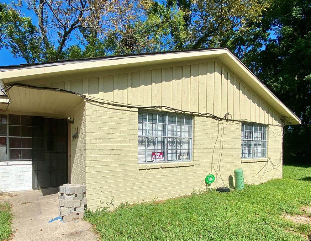 1661 Northwood Street - Photo 1