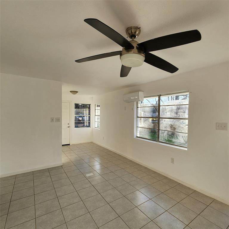 7822 Oak Knoll Lane - Photo 1