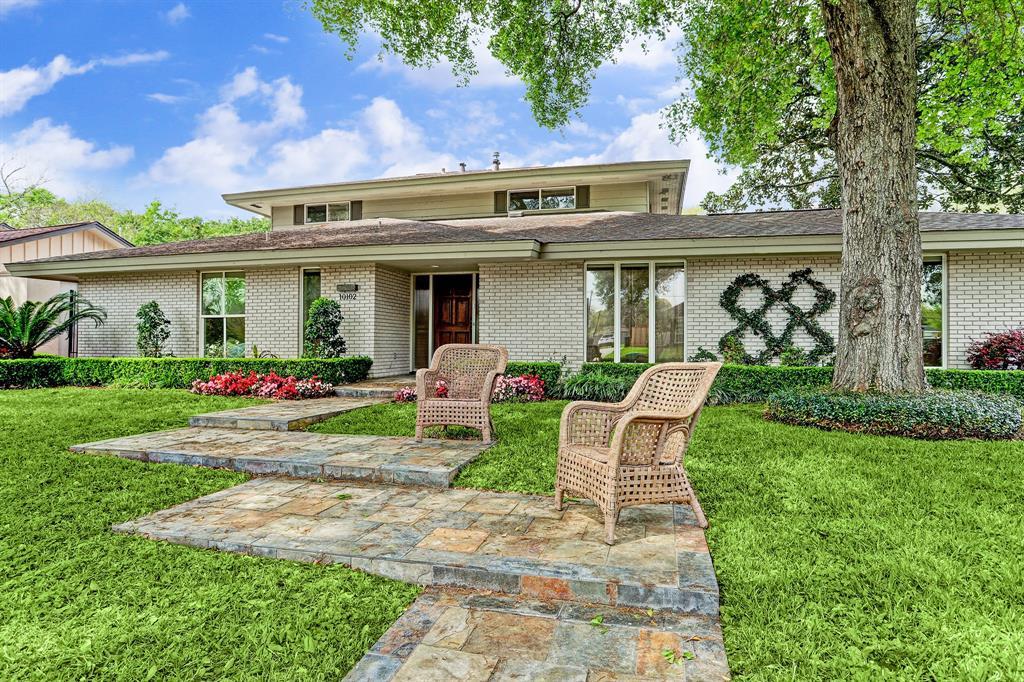 10102 Willowgrove Drive - Photo 1