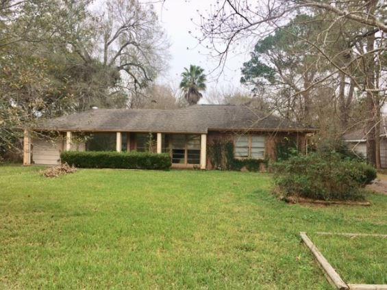 406 Wakefield Drive - Photo 1