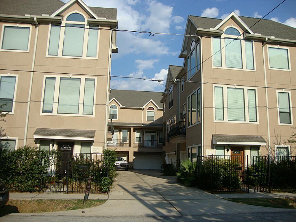 1406 Malone Street - Photo 1