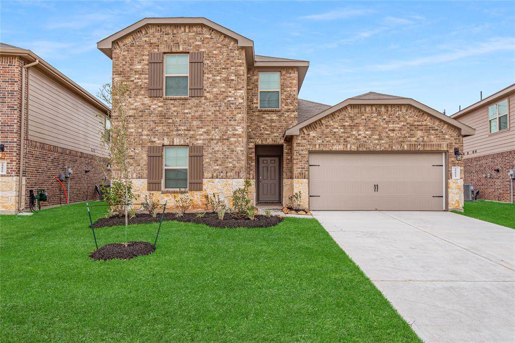 3303 Sumac Drive - Photo 1