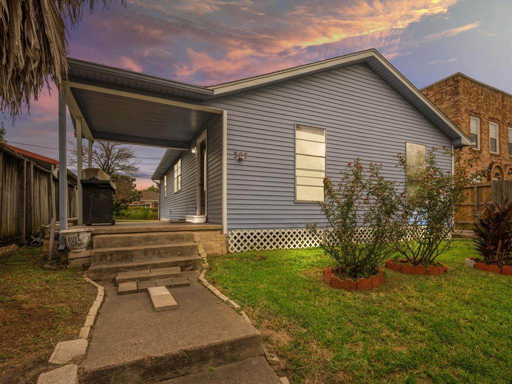 307 Hutcheson Street - Photo 1