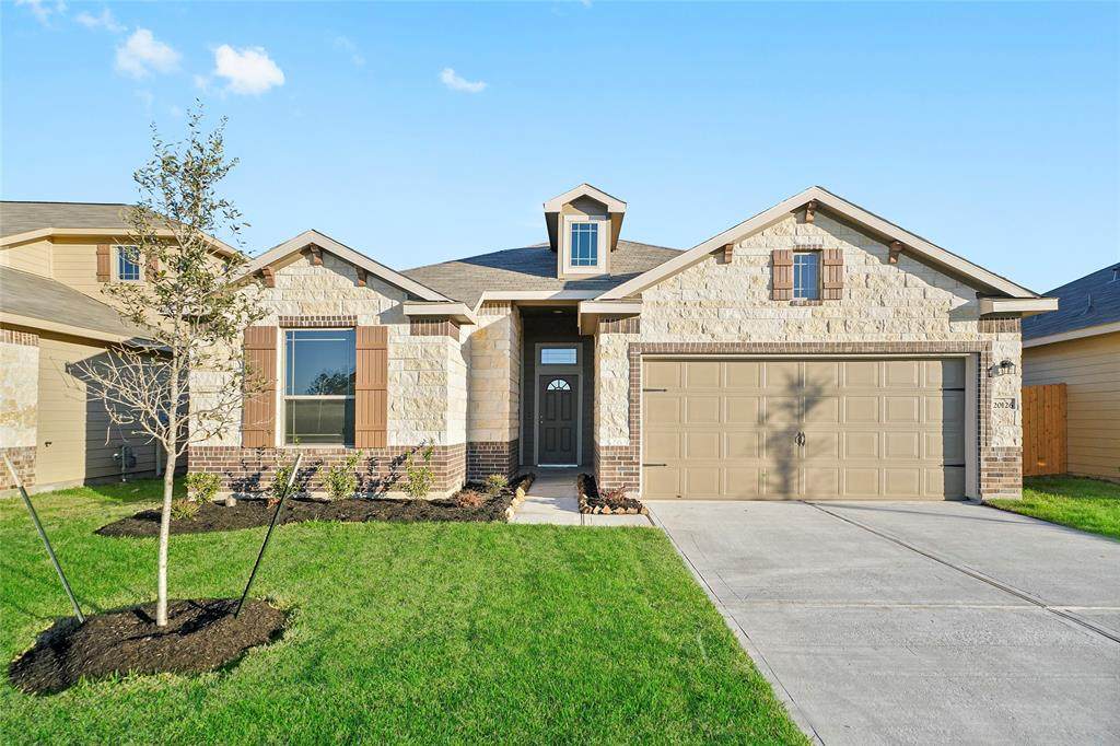 608 Danielle Street - Photo 1