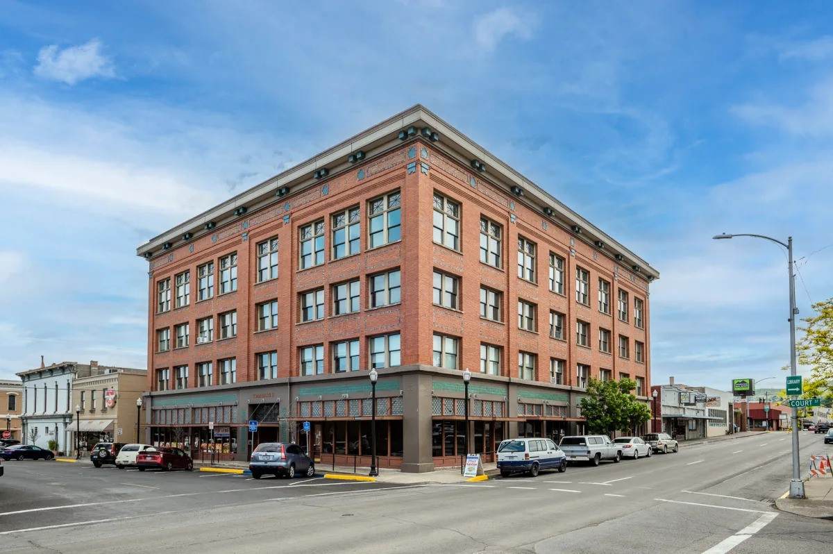 312 Court St - Photo 1