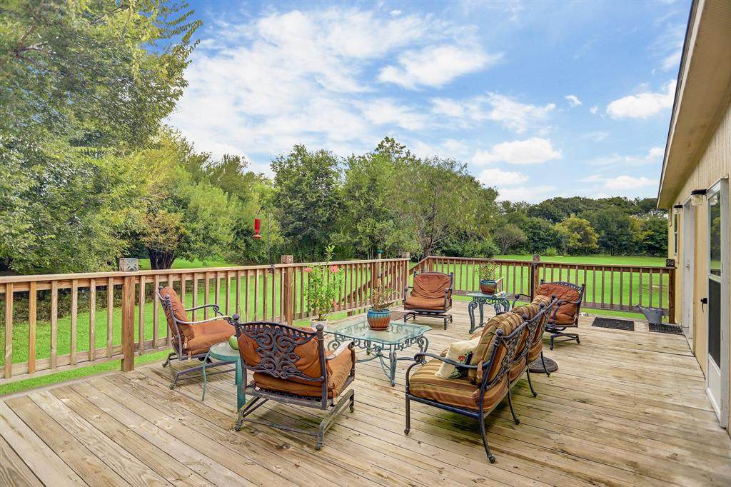 650 Dallas Street - Photo 1
