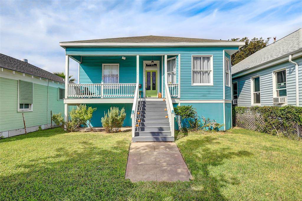 3922 Avenue N 1/2 - Photo 1