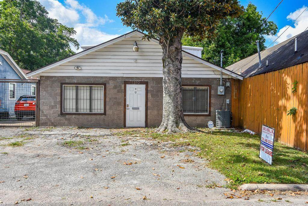 1310 29th Street - Photo 1