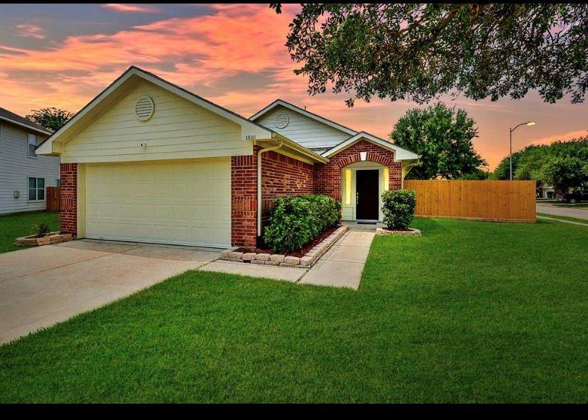 19111 Remington Manor Drive - Photo 1