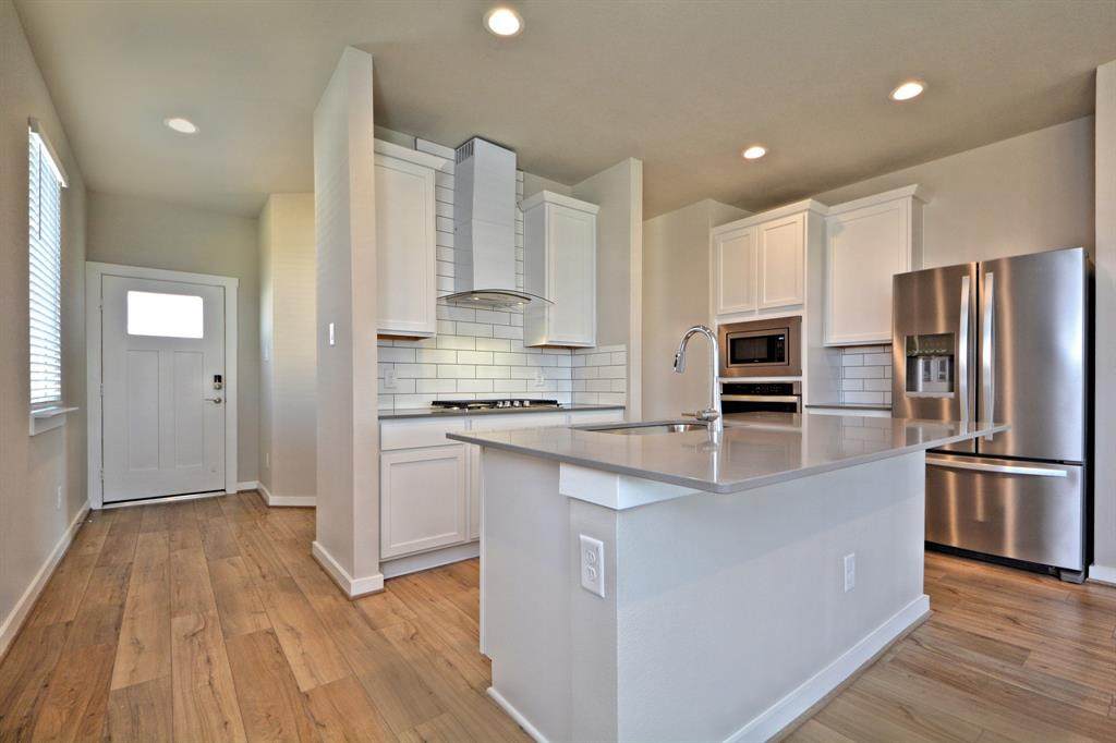 1714 Barrows Lane - Photo 1