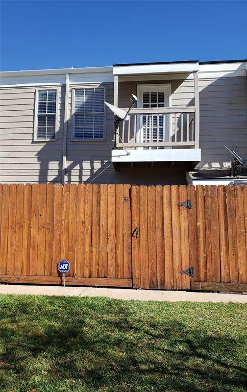 11710 Southlake Drive - Photo 1