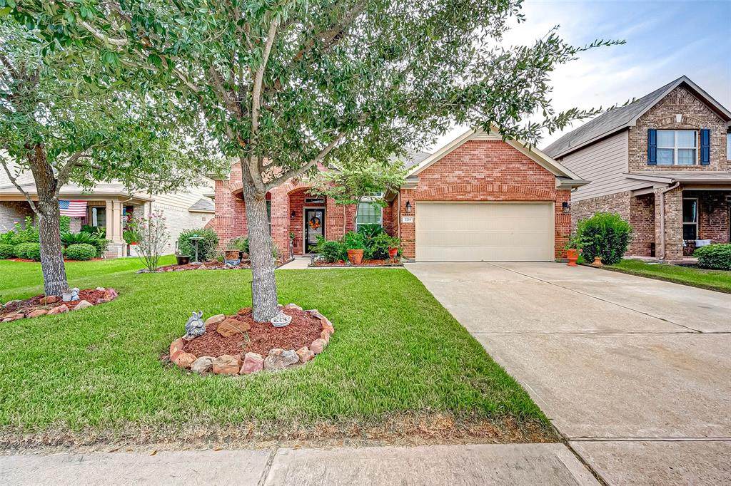 3210 Palacious Falls Lane - Photo 1