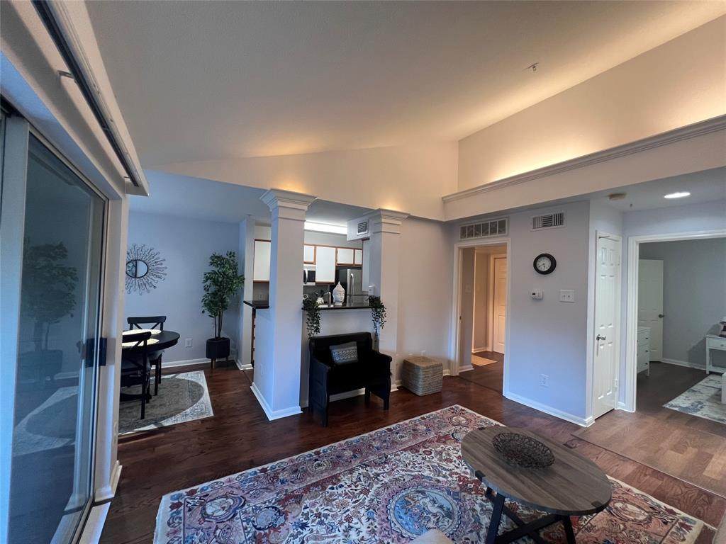 3231 Allen Parkway - Photo 1