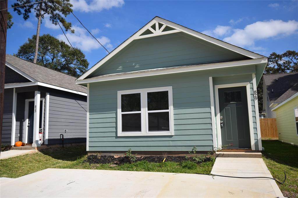 829 Omeara - Photo 1
