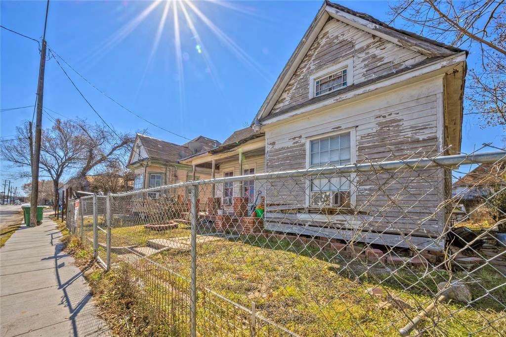 3118 Engelke Street - Photo 1