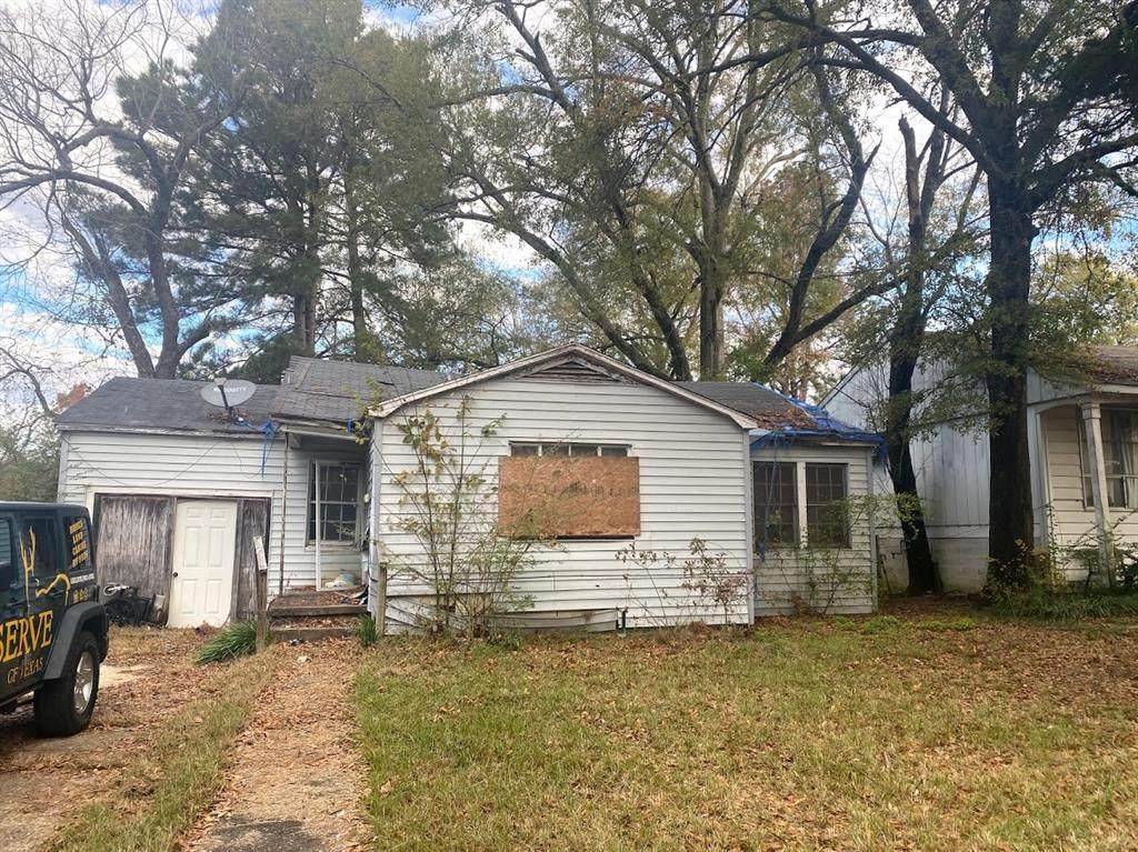 514 Connella - Photo 1