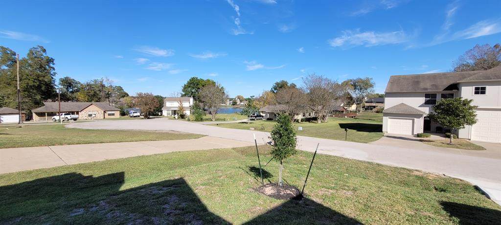 419 Lazy Lane - Photo 1