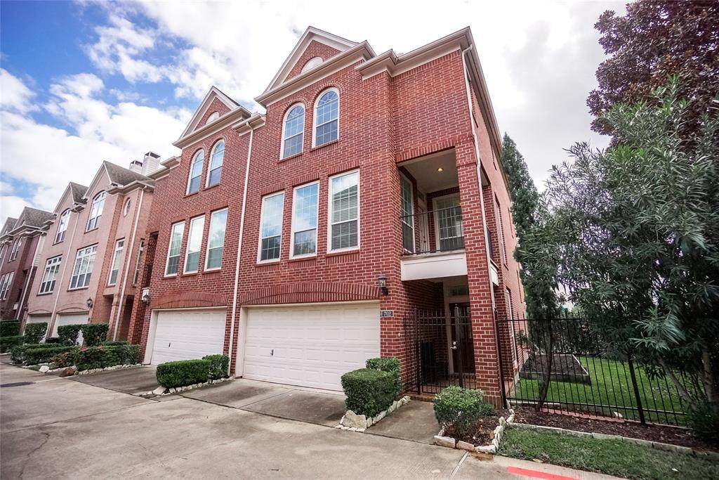 702 Hartman Street - Photo 1