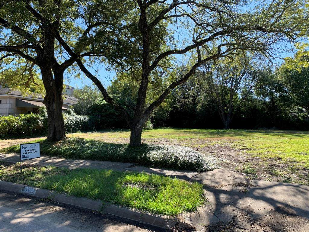 5135 Glenmeadow Drive - Photo 1