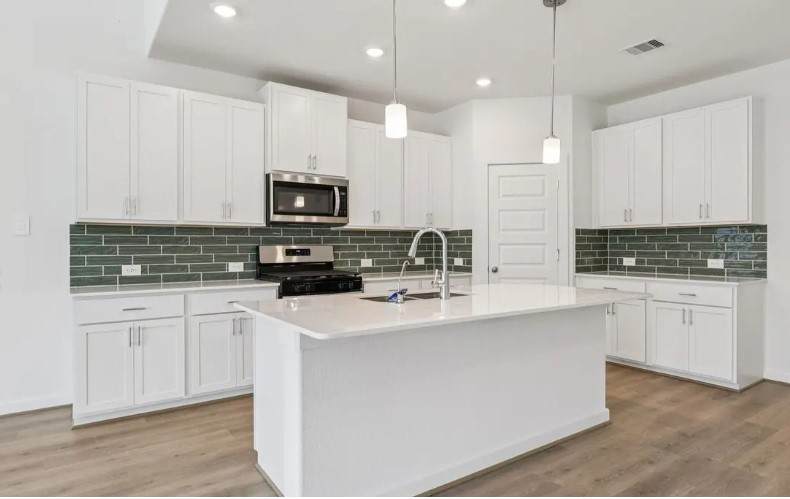 31114 De La Guerra - Photo 1