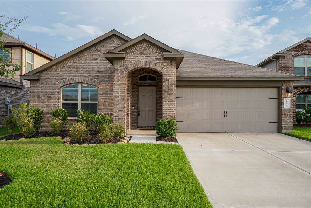 29339 Dunns Creek Court - Photo 1