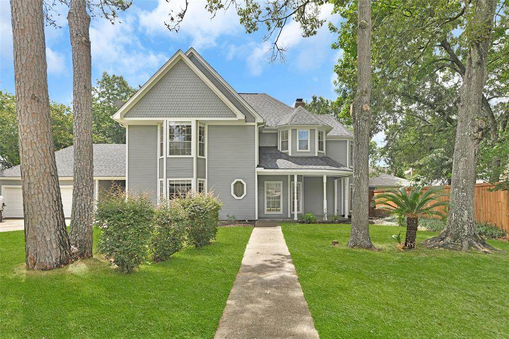 8010 Pinehurst Trail Circle - Photo 1