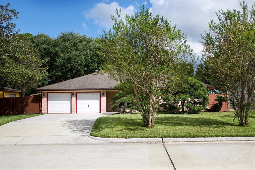 2403 Jacquelyn Drive - Photo 1