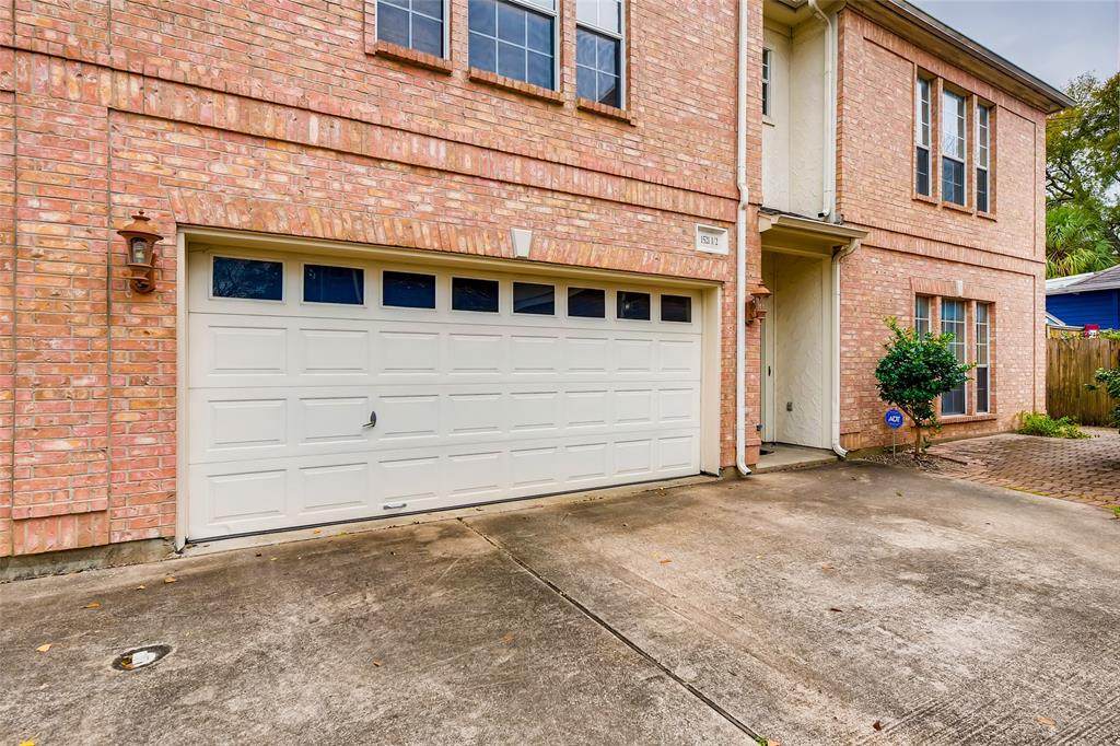 1521 1/2 Welch Street - Photo 1