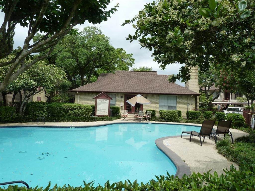 2120 El Paseo Street - Photo 1