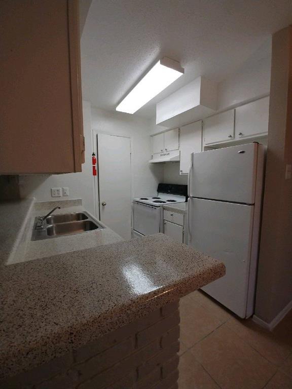 7500 Highcrest Drive - Photo 1