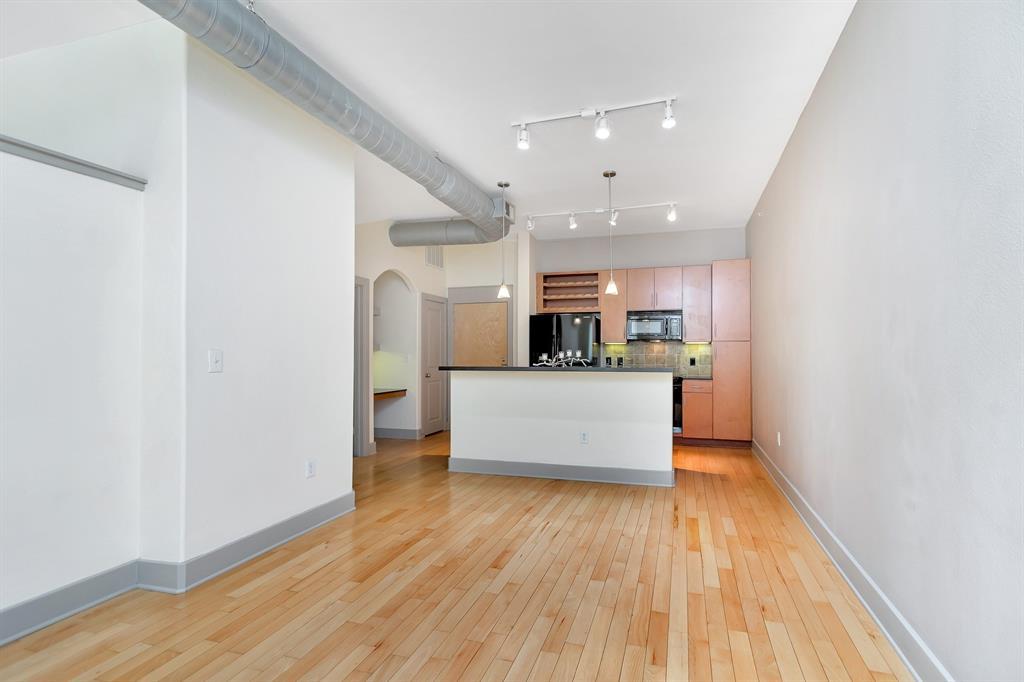 1901 Post Oak Boulevard - Photo 1