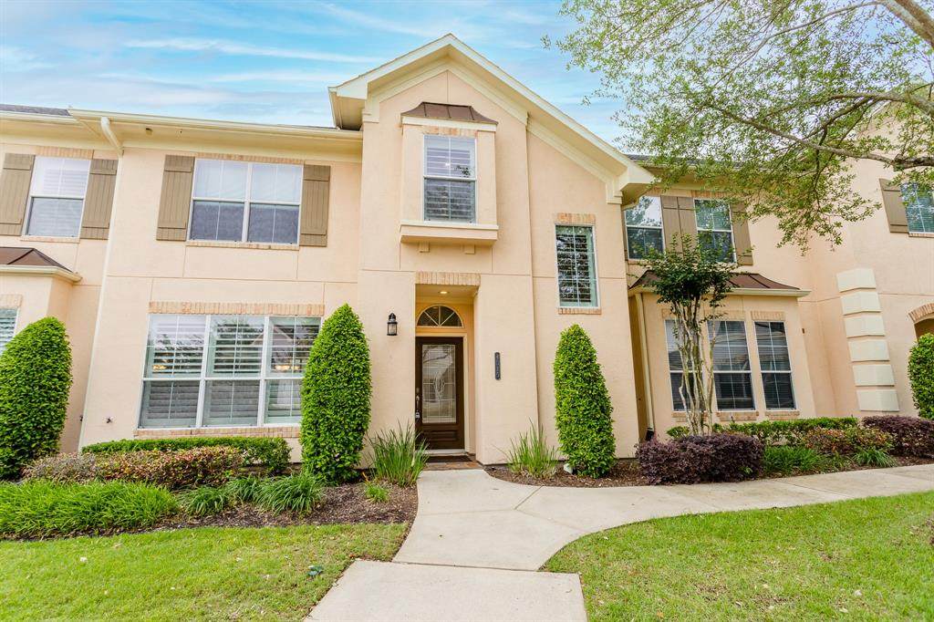 4315 Summerlee Court - Photo 1
