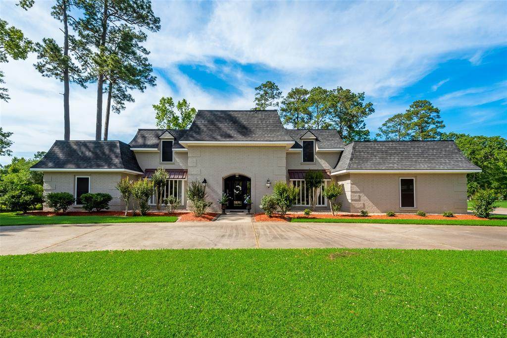 350 Pinemont Drive - Photo 1