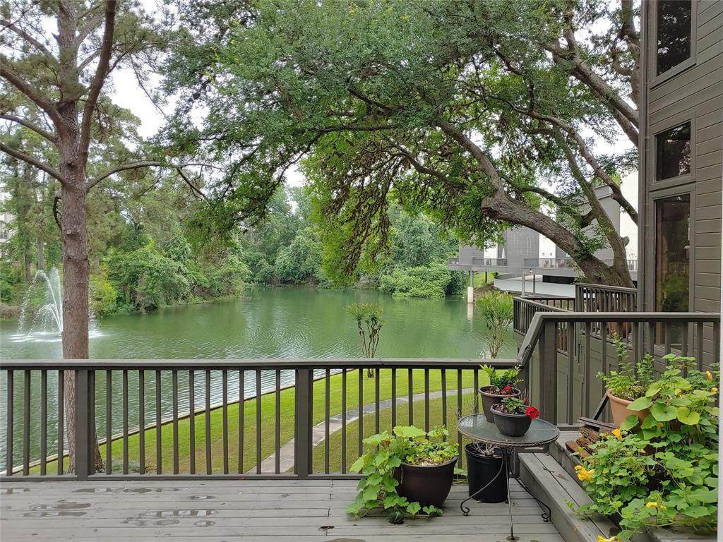8800 Woodway Drive - Photo 1