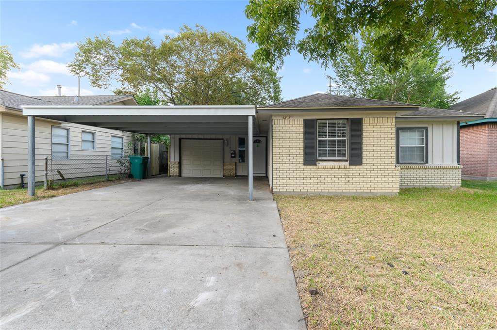 3203 Darling Avenue - Photo 1