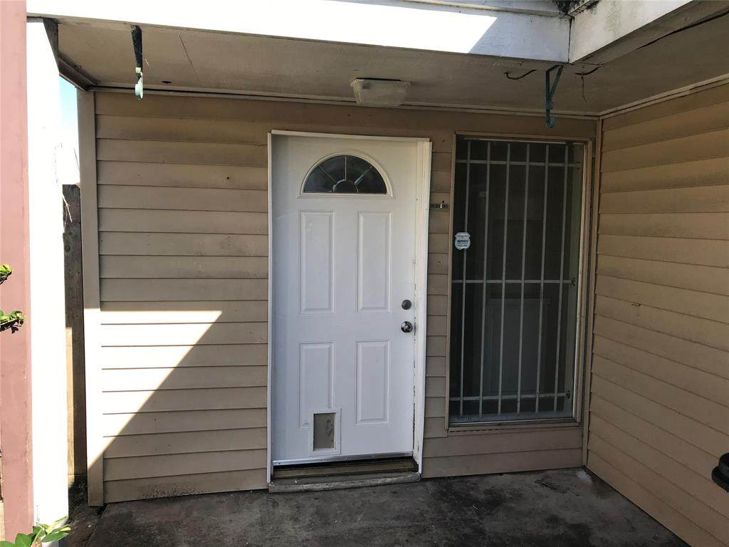 4327 Willow Beach Drive - Photo 1
