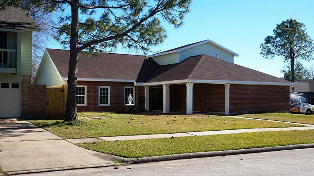 10702 Sagegreen Drive - Photo 1