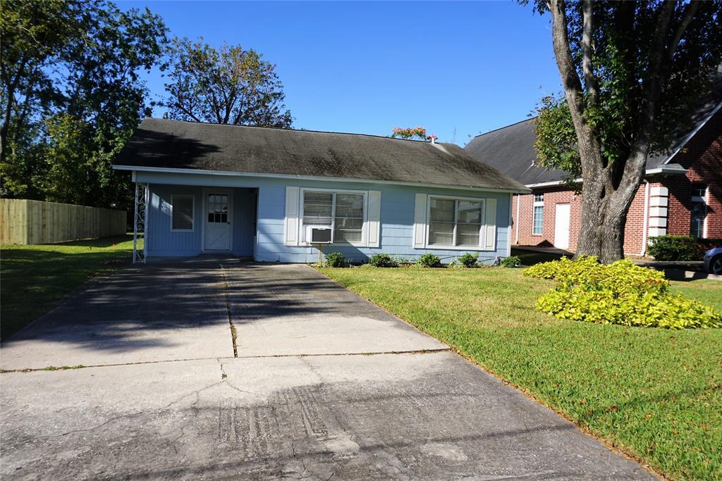 106 Hubert Street - Photo 1