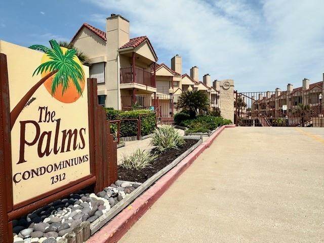 7312 Seawall Boulevard - Photo 1