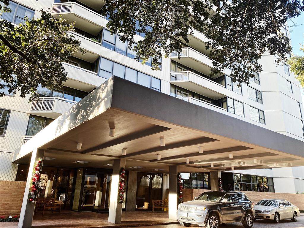 14 Greenway Plaza - Photo 1