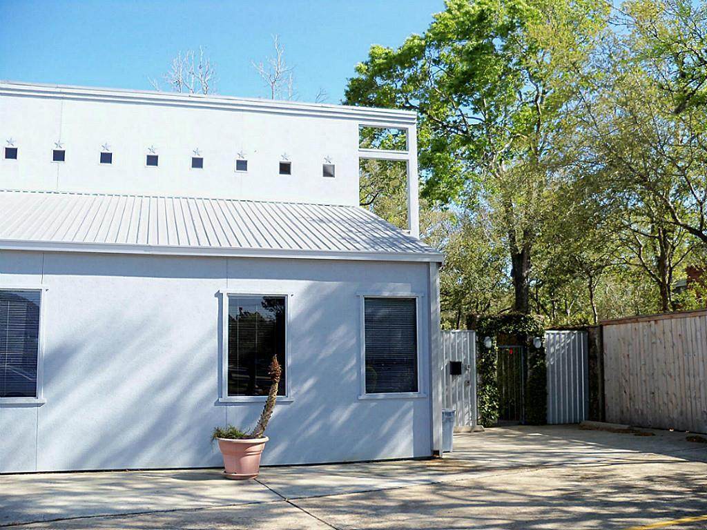 902 Friendswood Dr Drive - Photo 1