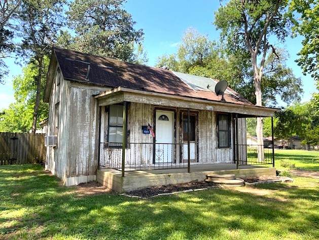 6211 Gresham Street - Photo 1