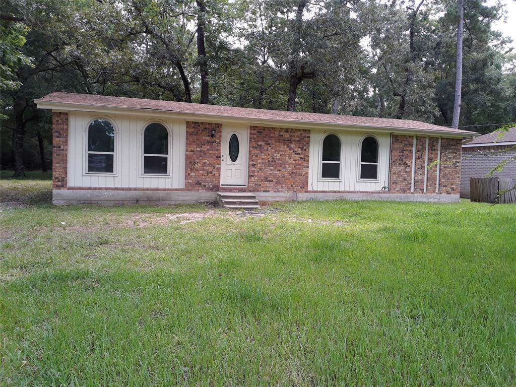 10804 Longleaf Drive - Photo 1