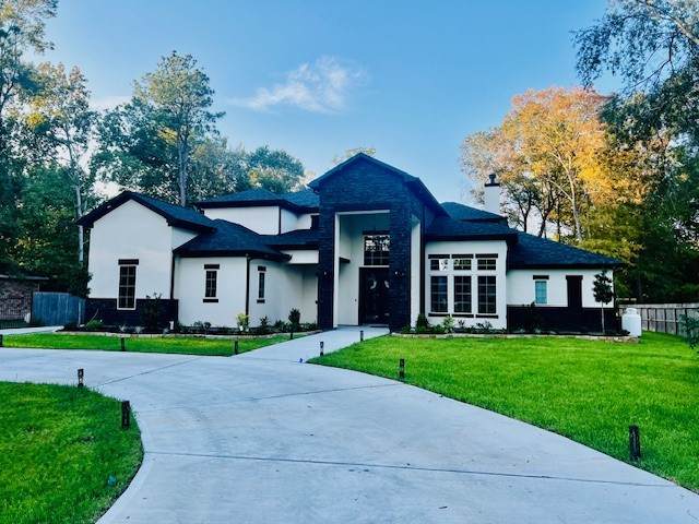 19525 Desna Drive - Photo 1